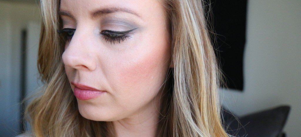 beauty blogger makeup review