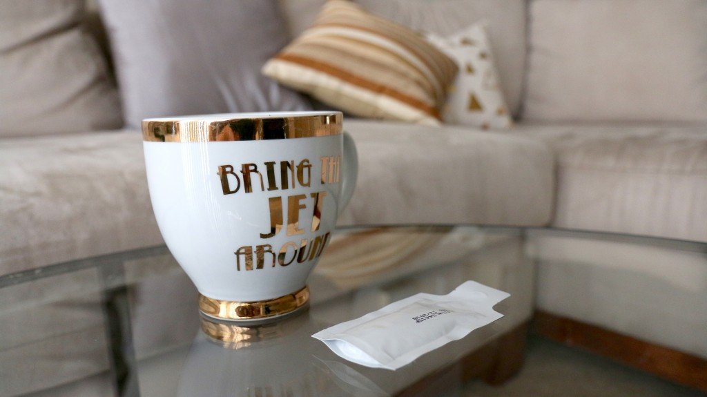 Coconut oil on the go! All your healthy friends are sooo jealous 5 coconut oil packet coffee