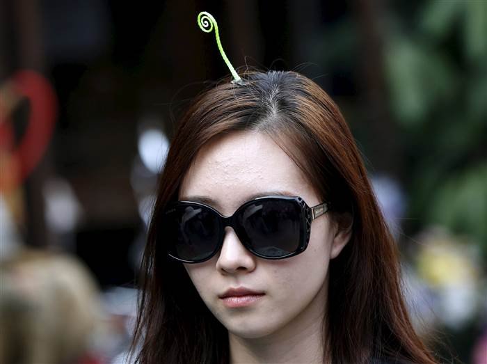 5 easy unique ways to be GREEN this St. Patrick's Day 7 beijing-sprout-headwear-fad-today-151009-03_5d2632f483932f1a00c73d3298b9c1cf.today-inline-large