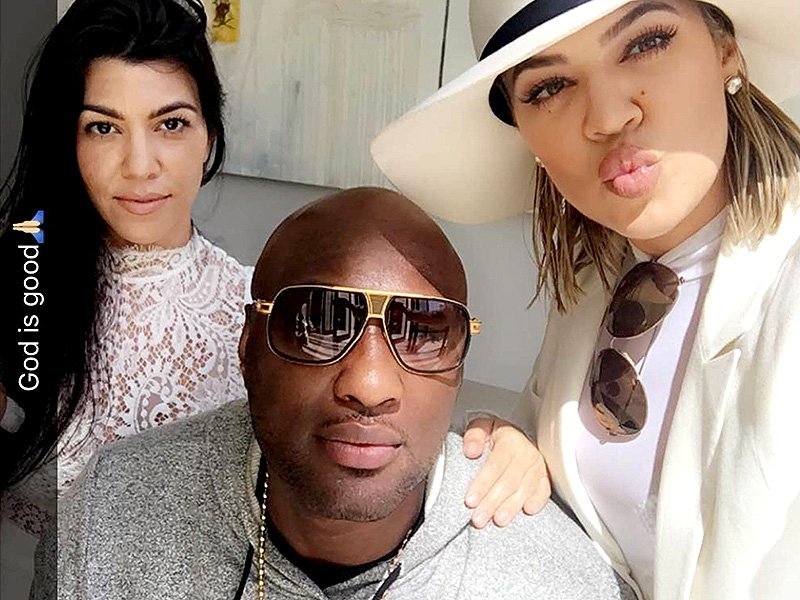 Khloe Kardashian begging Lamar to go to rehab (Clevver News) 1 kardashian-easter-2-800