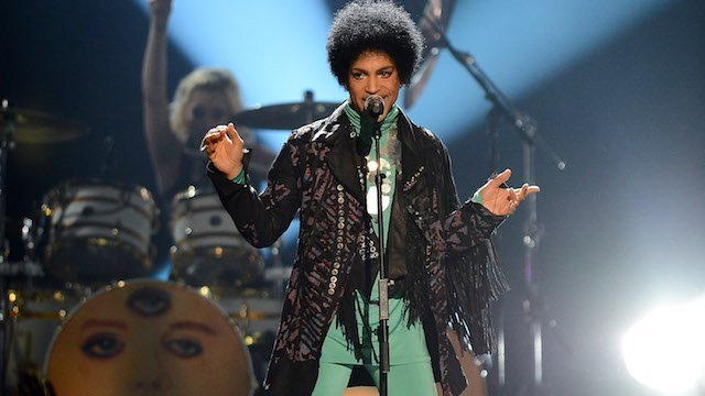 7 Weird PRINCE facts that will inspire you to BE YOURSELF #RIPPrince 11 prince 2