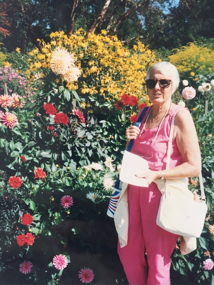 1990s Oma & flowers